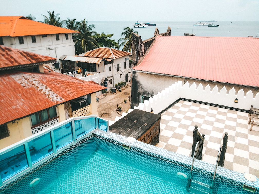 Hotelpool in Stone Town